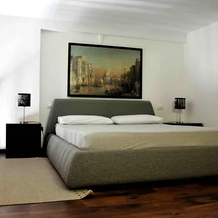 Casa Thomas アパート サンレモ